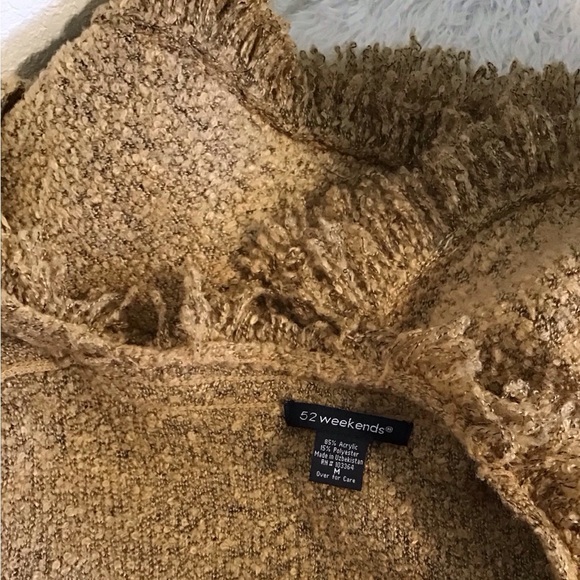 52 Weekends Textured Tan Cardigan Sweater. Size M - Picture 8 of 11